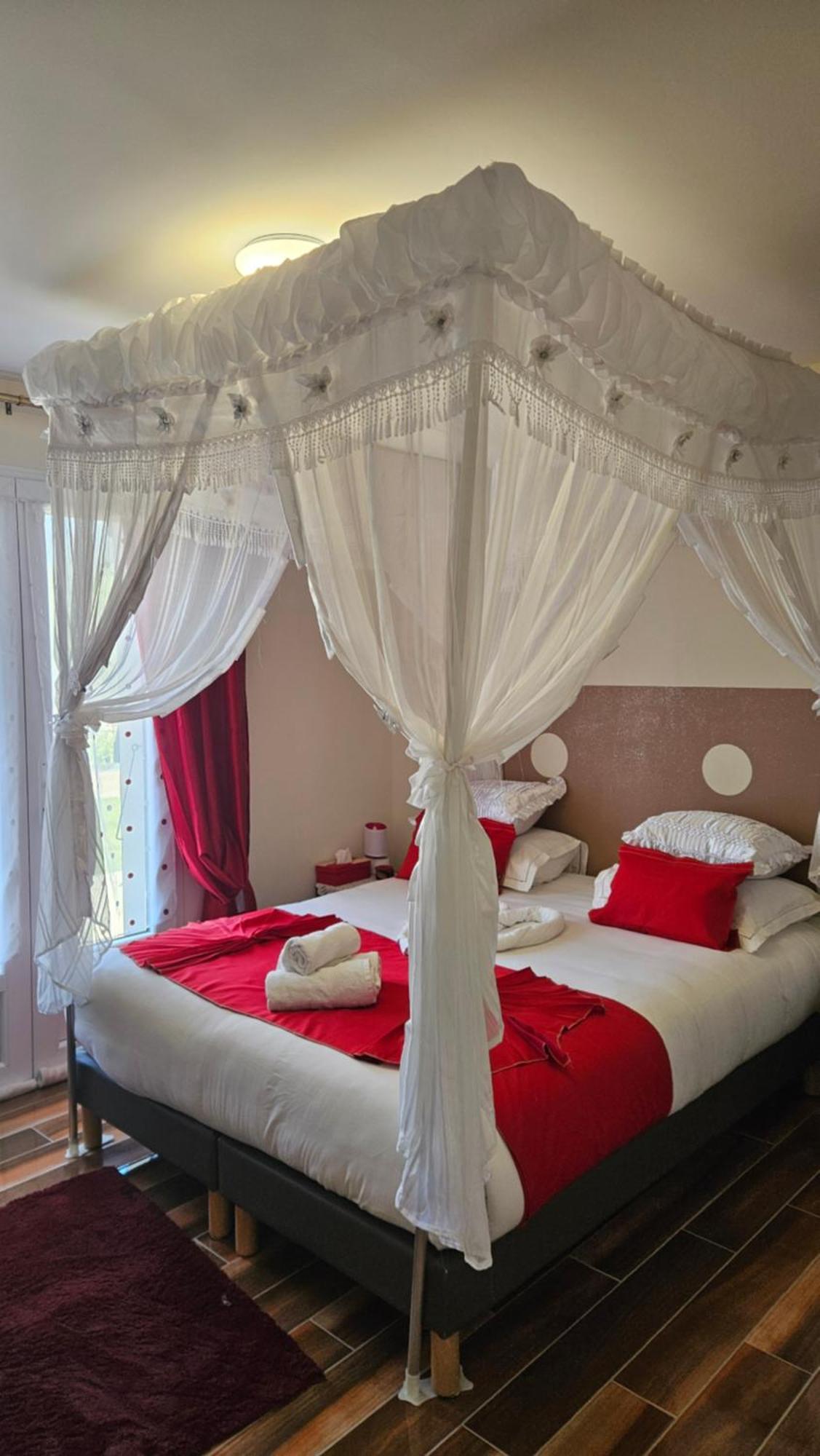 Esprit Etape Bed & Breakfast Saint-Barthélemy-de-Vals Eksteriør bilde
